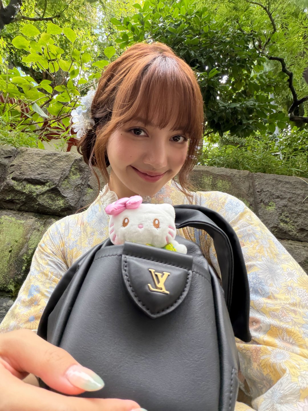 ลิซ่า BLACKPINK "KYOTOKYO" ทริปญี่ปุ่น ใส่ยูกาตะเที่ยวเกียวโต แวะวัดทอง ปิดท้ายที่ Bvlgari Hotel Tokyo